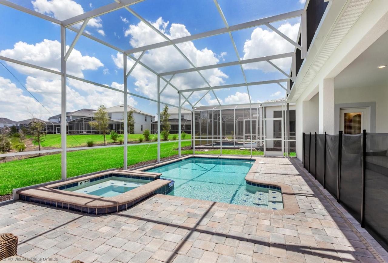 Contemporary Home W Private Pool& Spa Davenport Exterior foto